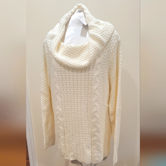NWT - CHICO'S IVORY COWLNECK SWEATER (sz - Chico's 4) - Picture 1 of 4